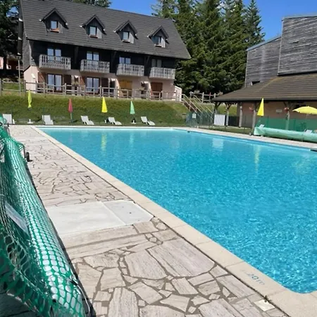 Appartamento Duplex Spacieux Avec Piscine Extérieure Saisonnière Aux Bois De La Reine - Fr-1-814-40 Super Besse