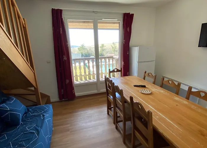 Appartement Duplex Spacieux Avec Balcon Aux Bois De La Reine - Fr-1-814-40 *