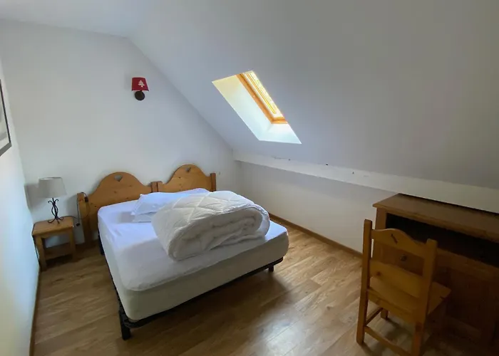 Duplex Spacieux Avec Piscine Exterieure Saisonniere Aux Bois De La Reine - Fr-1-814-40 Super Besse