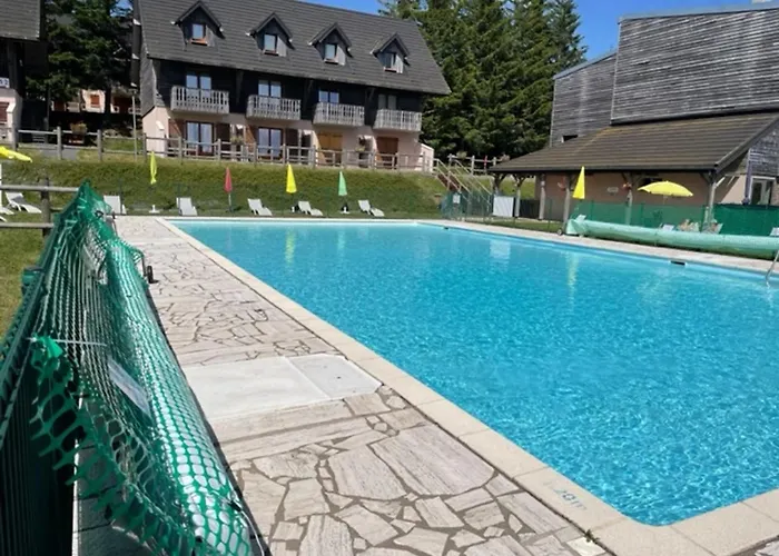 Lejlighed Duplex Spacieux Avec Piscine Exterieure Saisonniere Aux Bois De La Reine - Fr-1-814-40 Super Besse